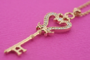 名前ネックレス