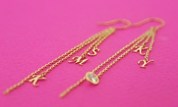 子供の名前ピアス